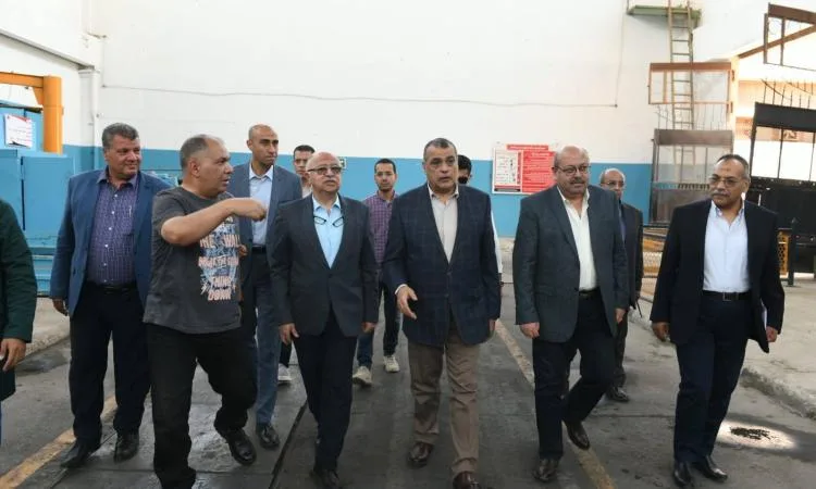 وزير الإنتاج الحربي: القيادة السياسية تولي الصناعة اهتمامًا ودعمًا كبيرين وزير الإنتاج الحربي: القيادة السياسية تولي الصناعة اهتمامًا ودعمًا كبيرين