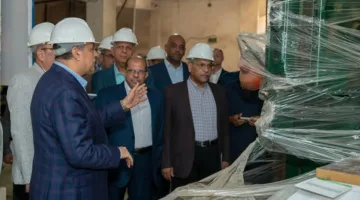 وزير الإنتاج الحربي يقوم بجولة في شركة أبي قير للصناعات الهندسية (المصنع الحربي 10)