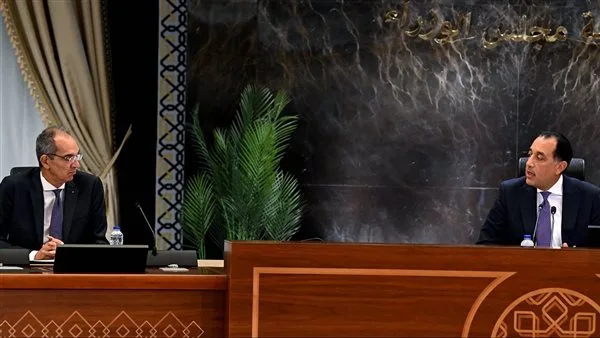 وزير الاتصالات: مركز رمسيس ليس العنصر الوحيد الذي تستند إليه خدمات الاتصالات في مصر وزير الاتصالات: مركز رمسيس ليس العنصر الوحيد الذي تستند إليه خدمات الاتصالات في مصر