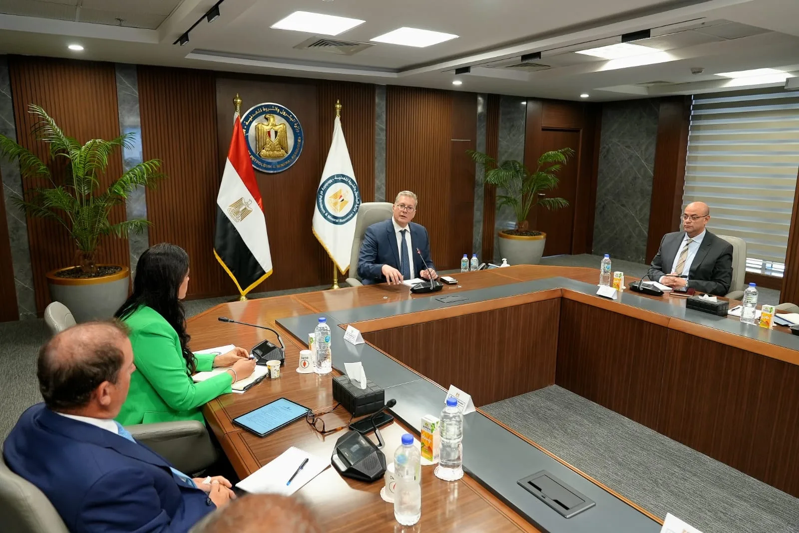 وزير البترول: إجراءات مسح جوي لتقييم الموارد التعدينية في مصر وزير البترول: إجراءات مسح جوي لتقييم الموارد التعدينية في مصر