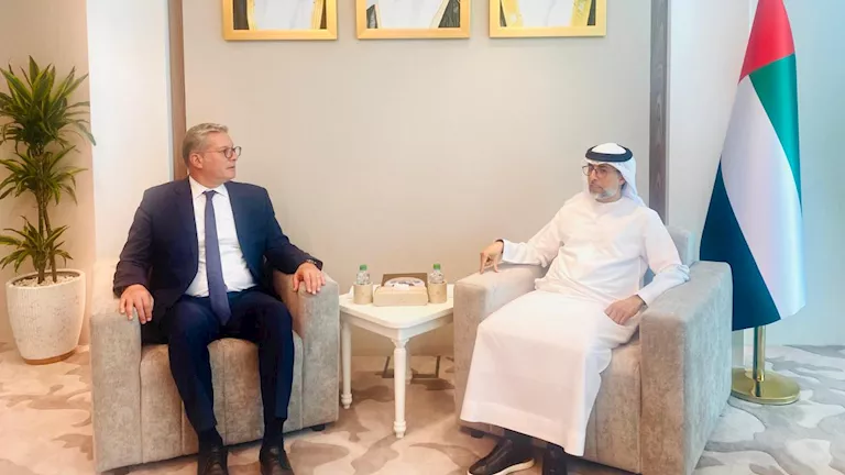 وزير البترول يناقش مع نظيره الإماراتي سبل تعزيز التعاون في مجال الطاقة وزير البترول يناقش مع نظيره الإماراتي سبل تعزيز التعاون في مجال الطاقة