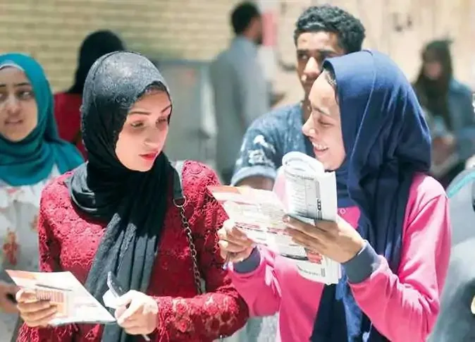 وزير التعليم السابق: نظام البكالوريا يشكل ضغطًا كبيرًا على الأسر المصرية والطلاب والمعلمين وزير التعليم السابق: نظام البكالوريا يشكل ضغطًا كبيرًا على الأسر المصرية والطلاب والمعلمين