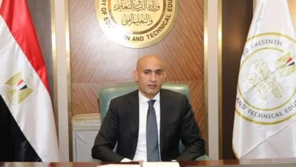 وزير التعليم يتواصل مع المتفوقين.. نتائج الثانوية العامة 2025 خلال أيام و«الوزارة» تحذر من المعلومات الزائفة وزير التعليم يتواصل مع المتفوقين.. نتائج الثانوية العامة 2025 خلال أيام و«الوزارة» تحذر من المعلومات الزائفة