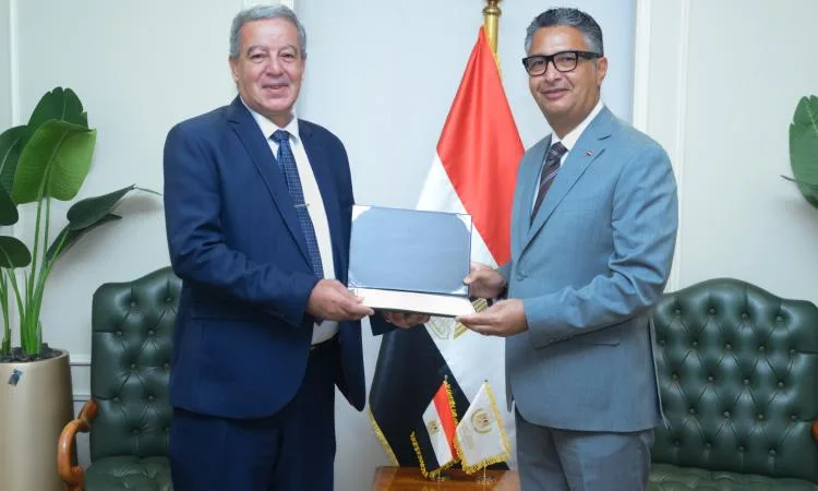 وزير التموين يعلن عن قرارات جديدة لتعيين مسؤولين تنفيذيين في المحافظات
