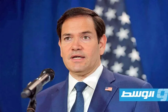 وزير الخارجية الأمريكي يجتمع مع نظيره الصيني يوم الجمعة خلال لقاءات “آسيان”