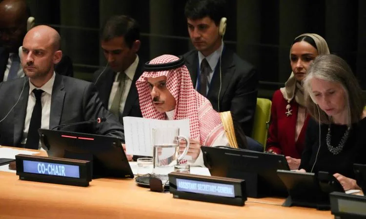 وزير الخارجية السعودي: تحقيق الدولة الفلسطينية يساعد في استقرار المنطقة وزير الخارجية السعودي: تحقيق الدولة الفلسطينية يساعد في استقرار المنطقة