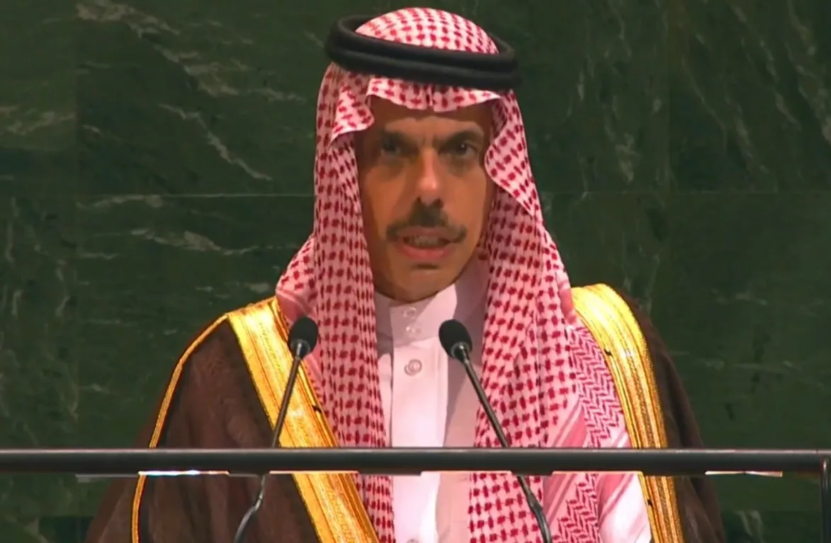 وزير الخارجية: لا يمكن تحقيق السلام بدون تعزيز الوضع الاقتصادي والسياسي لفلسطين وزير الخارجية: لا يمكن تحقيق السلام بدون تعزيز الوضع الاقتصادي والسياسي لفلسطين