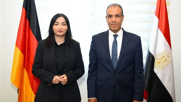 وزير الخارجية: نهدف إلى تعزيز التعاون الاستراتيجي مع ألمانيا في مجالات الطاقة وتنقل العمالة وزير الخارجية: نهدف إلى تعزيز التعاون الاستراتيجي مع ألمانيا في مجالات الطاقة وتنقل العمالة