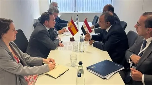وزير الخارجية والهجرة يلتقي نظيره الإسباني وزير الخارجية والهجرة يلتقي نظيره الإسباني