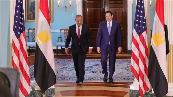 وزير الخارجية يناقش مع نظيره الأمريكي الوضع المأساوي في قطاع غزة