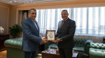 وزير الدولة للإنتاج الحربي ومحافظ جنوب سيناء يتناولان سبل تعزيز التعاون المشترك
