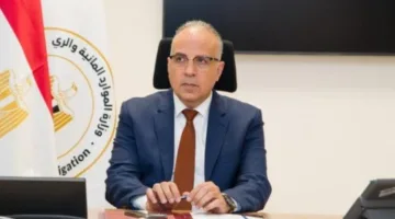 وزير الري يبرز ضرورة الالتزام بالمعايير خلال مشاريع التطوير على ضفاف النيل