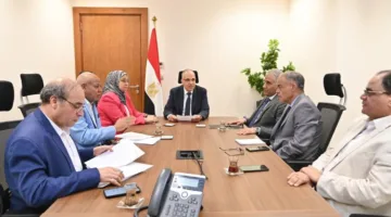 وزير الري يجتمع بعدد من أعضاء مجلس النواب لبحث طلبات المواطنين