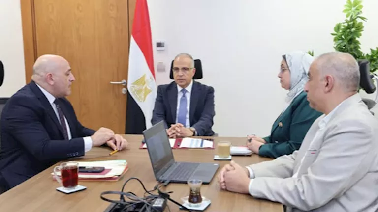 وزير الري يشرف على إزالة التعديات وتفعيل استثمار ممتلكات الوزارة لزيادة العوائد وزير الري يشرف على إزالة التعديات وتفعيل استثمار ممتلكات الوزارة لزيادة العوائد