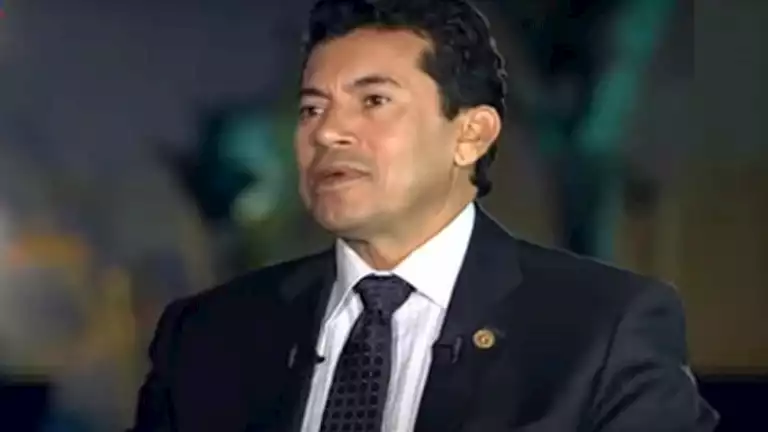 وزير الرياضة: استثمارات نجيب ساويرس تعكس نجاح تحويل الأندية إلى كيانات مستقلة وزير الرياضة: استثمارات نجيب ساويرس تعكس نجاح تحويل الأندية إلى كيانات مستقلة