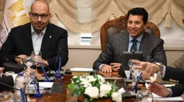 وزير الرياضة يبارك للمهندس ياسر إدريس بمناسبة تعيينه نائبًا لرئيس الاتحاد الدولي للرياضات المائية