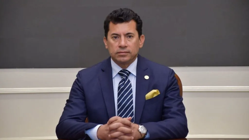 وزير الرياضة يتسلم رسالة من اللجنة الأولمبية الدولية حول قانون الرياضة وزير الرياضة يتسلم رسالة من اللجنة الأولمبية الدولية حول قانون الرياضة