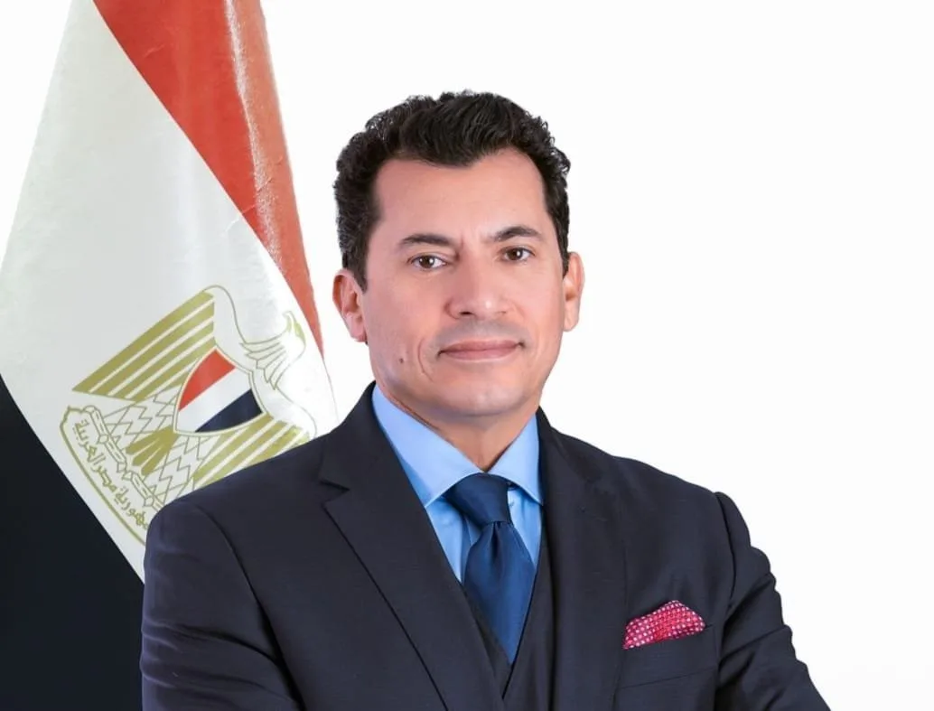 وزير الرياضة يزور حسن شحاتة للاطمئنان على صحته وزير الرياضة يزور حسن شحاتة للاطمئنان على صحته