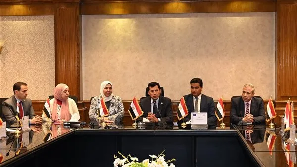 وزير الرياضة يشارك في اختتام أنشطة اللجنة العامة لبرلمان شباب مصر وزير الرياضة يشارك في اختتام أنشطة اللجنة العامة لبرلمان شباب مصر