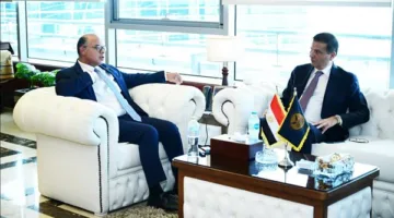 وزير الزراعة ورئيس هيئة الرقابة المالية يستعرضان استراتيجيات صندوق التكافل الزراعي