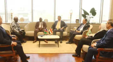 وزير الزراعة يناقش تعزيز التعاون مع وفد برلماني من ناميبيا