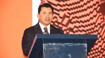 وزير الشباب والرياضة يحضر انطلاق الدورة الرابعة من “منتدى شباب المعرفة” في جامعة القاهرة