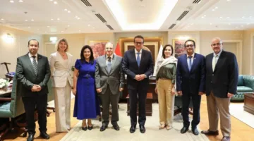 وزير الصحة يستضيف وفد “منظمة الصحة العالمية” للاستعداد لتجديد اعتماد هيئة الدواء بالمستوى الثالث.