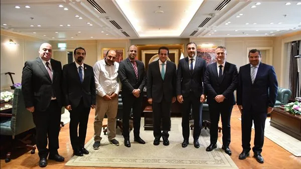 وزير الصحة يلتقي مدير شركة HP لمناقشة سبل التعاون في مجال التحول الرقمي وزير الصحة يلتقي مدير شركة HP لمناقشة سبل التعاون في مجال التحول الرقمي