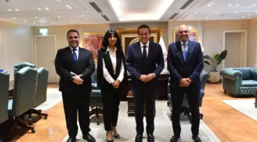 وزير الصحة يناقش مع وفد من شركة «جونسون آند جونسون» طرق تعزيز التعاون في مجال الرعاية الصحية