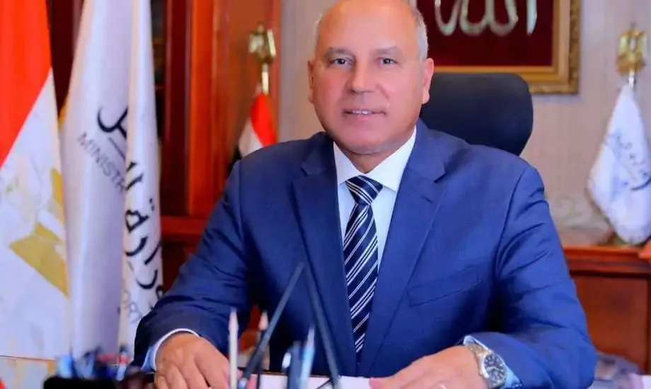 وزير الصناعة يمنح شهرًا لتشغيل خطوط إنتاج الأسمنت المتوقفة ويلغي نظام الكوتة لدعم السوق المحلي وزير الصناعة يمنح شهرًا لتشغيل خطوط إنتاج الأسمنت المتوقفة ويلغي نظام الكوتة لدعم السوق المحلي