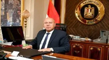 وزير الصناعة يوافق على استقبال مجموعة جديدة من الطلاب للانضمام إلى “برنامج التلمذة الصناعية”