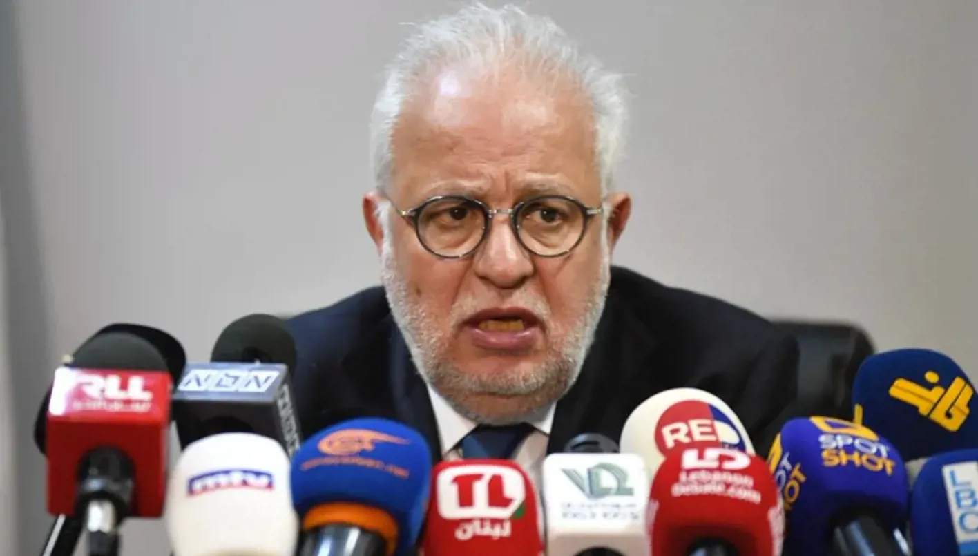 وزير العدل يُعلن عن إنجاز لجنة الإدارة والعدل مشروع قانون تعزيز استقلالية القضاء