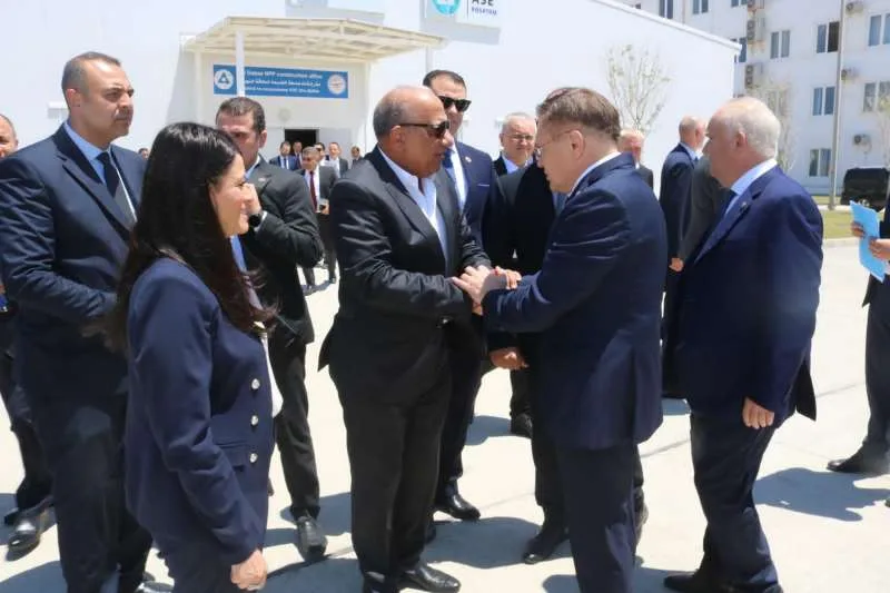 وزير الكهرباء والرئيس التنفيذي لروس اتوم يتابعان تقدم العمل في مشروع المحطة النووية بالضبعة.