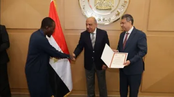 وزير الكهرباء يشارك في احتفال تخرج 31 متدربًا من إفريقيا في برامج نظام SCADA