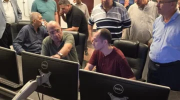وزير الكهرباء يقوم بجولة ميدانية في محطة الكهرباء المركبة بالشباب في منطقة القصاصين