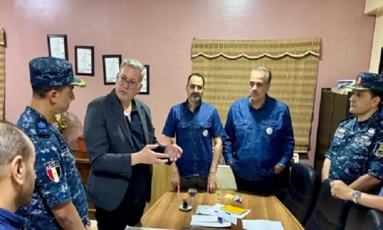 وزير النفط يراقب آخر مستجدات حادث الباخرة البحرية “أدمارين 12” وزير النفط يراقب آخر مستجدات حادث الباخرة البحرية “أدمارين 12”
