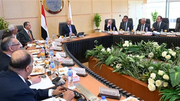 وزير النقل يرأس الاجتماع السنوي العادي للشركة القابضة للنقل البحري والبري