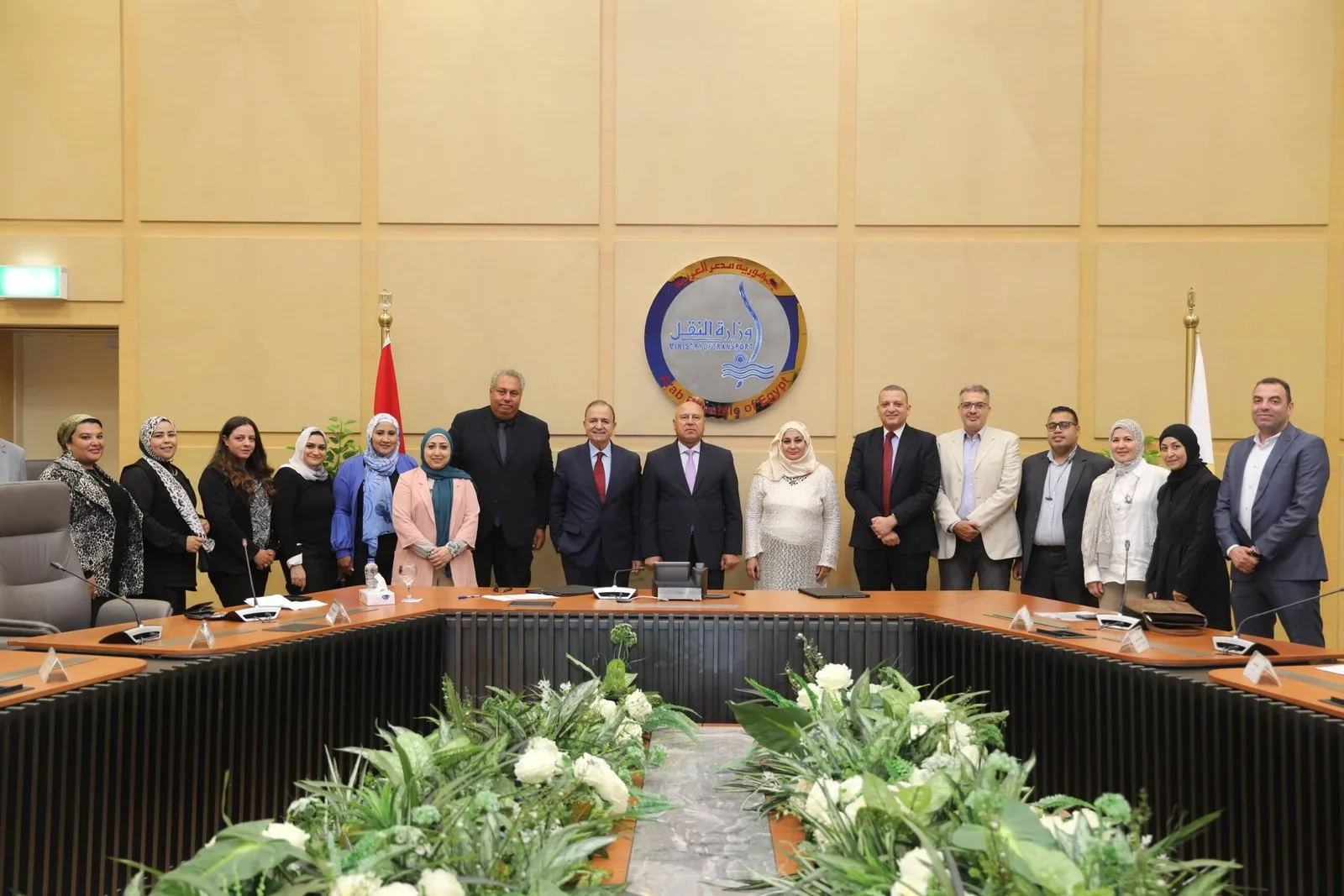 وزير النقل يشهد توقيع اتفاق لتعزيز التعاون في تسويق نتائج مشاريع الصناعات التقليدية في مجالات التصميم والموضة وصناعة الجلود