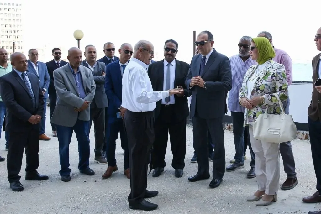 وزير قطاع الأعمال العام من الإسكندرية: نسعى لتحسين استغلال قصر القطن لزيادة العوائد