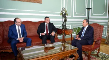 وزيرا الإسكان والخارجية يستعرضان سبل تعزيز التعاون مع إفريقيا ودعم مشاريع البنية التحتية