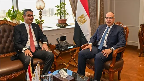 وزيرا الري والتموين يستعرضان خيارات تحسين مصانع سكر قصب السكر وزيرا الري والتموين يستعرضان خيارات تحسين مصانع سكر قصب السكر