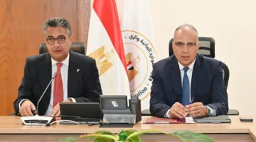 وزيرا الموارد المائية والري والتموين يتناولان سُبُل تحسين مصانع إنتاج السكر وتنسيق الجهود لحماية الموارد المائية من التلوث.