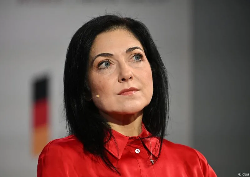 وزيرة الاقتصاد الألمانية: الرسوم الجمارك الأمريكية ستؤثر بشكل كبير على القارة الأوروبية