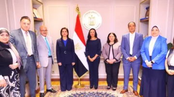 وزيرة التضامن تتباحث مع المدير الإقليمي لمنظمة الصحة العالمية لشرق المتوسط حول سبل التعاون في مواجهة الإدمان وتعاطي المخدرات