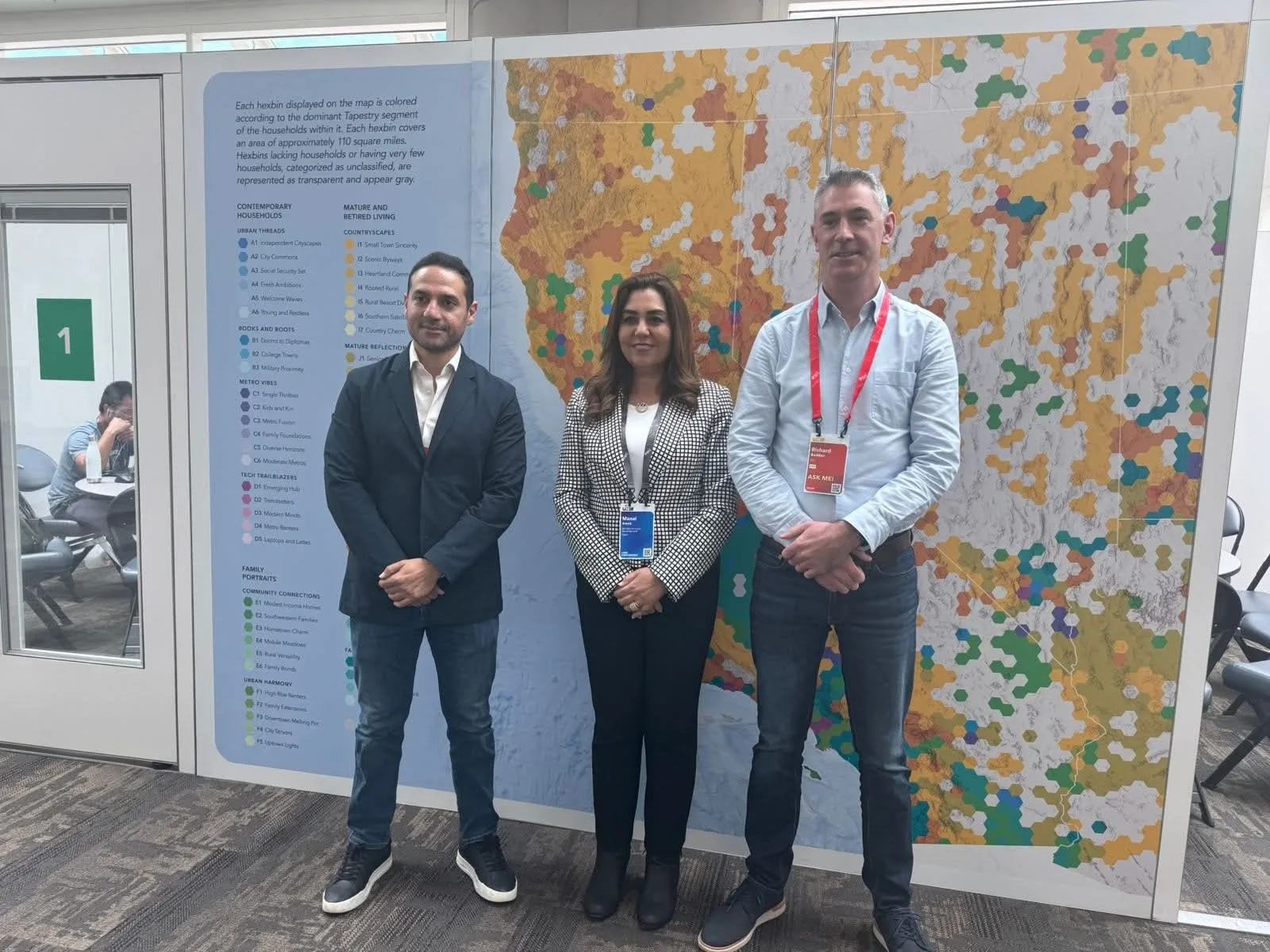 وزيرة التنمية المحلية تجتمع مع مدير المدن الذكية في شركة Esri العالمية لاستكشاف آفاق التعاون في مجال التحول الرقمي وزيرة التنمية المحلية تجتمع مع مدير المدن الذكية في شركة Esri العالمية لاستكشاف آفاق التعاون في مجال التحول الرقمي