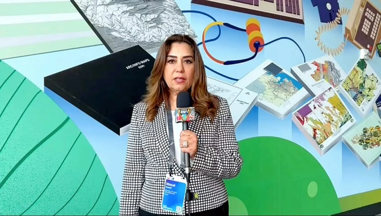 وزيرة التنمية المحلية تقدم عرضاً لجهود الدولة في تعزيز التعاون وتطوير الشراكة المستقبلية مع شركة (ازري) وزيرة التنمية المحلية تقدم عرضاً لجهود الدولة في تعزيز التعاون وتطوير الشراكة المستقبلية مع شركة (ازري)