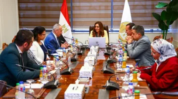 وزيرة التنمية تستعرض تطورات الخطة الاستراتيجية وتأثيرات تغير المناخ