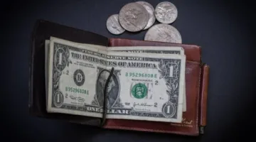 وصفة ديف رامزي للثروة: كيفية إدارة أموالك والابتعاد عن الإفلاس