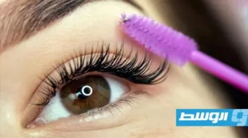 وصفة طبيعية فعّالة لتكثيف وإنبات الرموش