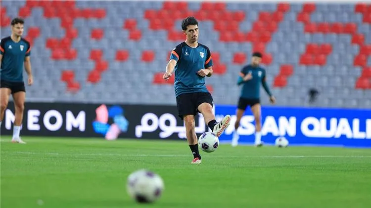 وكيل أوجستين منصور يشرح لـ”بطولات” فرص انتقاله إلى الأهلي أو الزمالك وكيل أوجستين منصور يشرح لـ”بطولات” فرص انتقاله إلى الأهلي أو الزمالك